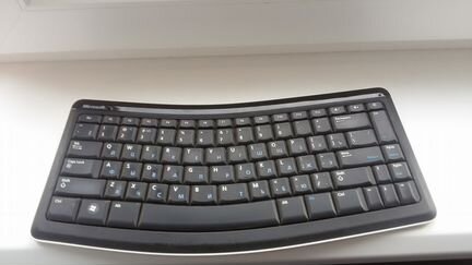 Клавиатура microsoft bluetooth keyboard 5000 б/у