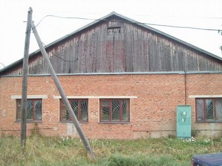 Здание с земельным участком в Киреевском районе