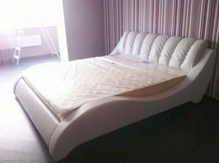 Кровать двуспальная,новая