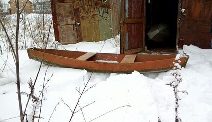 Лодка деревянная оцинкованная
