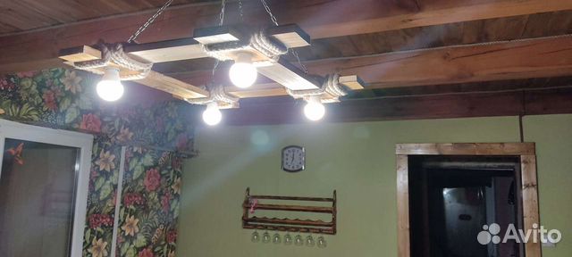 Люстра из дерева