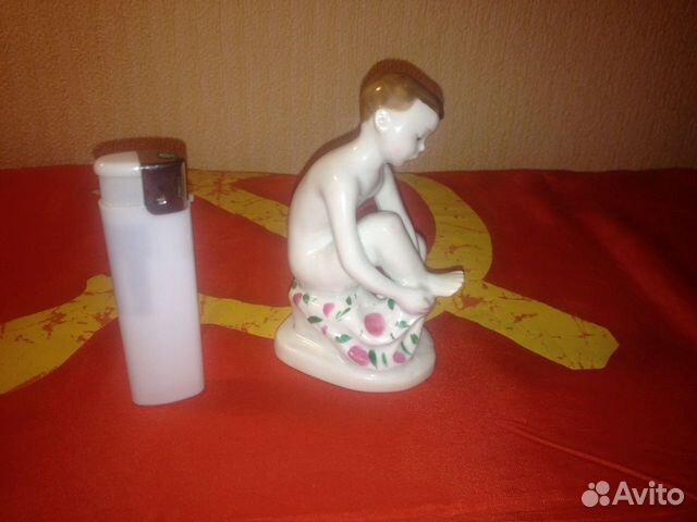 Фарфоровая статуэтка. лфз