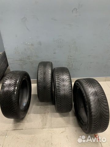 Goodyear Vector 4Seasons Gen-2 SUV 225/60 R17