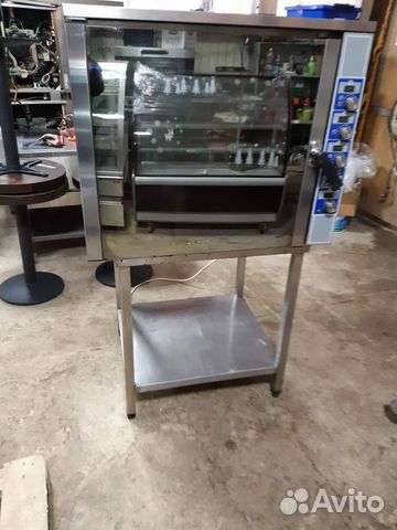 Конвекционная печь на 6 уровней