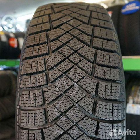 Pirelli Ice Zero FR 185/60 R15