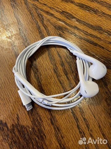 Наушники iPhone