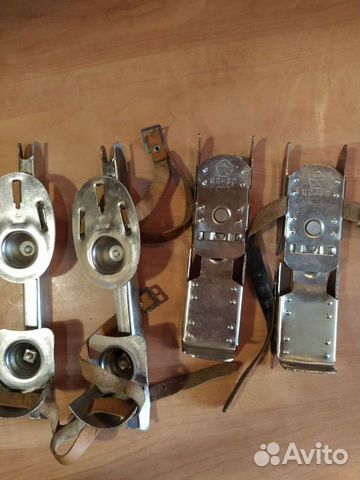 Коньки детские двухполозные, шайба хоккейная СССР