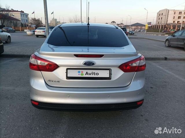 Ford Focus 1.6 AMT, 2012, битый, 2 555 км