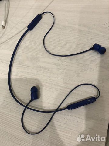 Гарнитура Bluetooth JBL Tune 110BT (JBLT110BTWHT) - Купить в ДНР Донецке  Макеевке Енакиево: цены, отзывы, от интернет магазина mark.com.ru 2 499 руб.