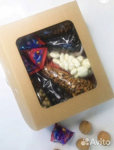 Подарочный набор из орехов