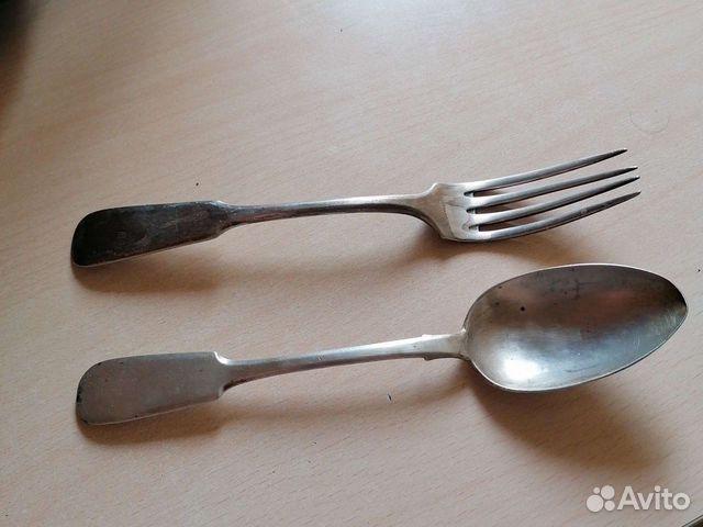 Столовые приборы