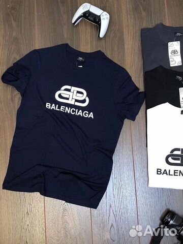 86. Футболка Balenciaga