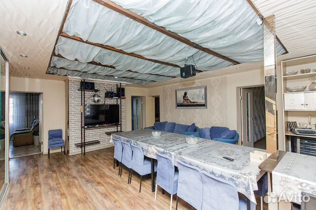 

10-к. и более коттедж, 345 м²