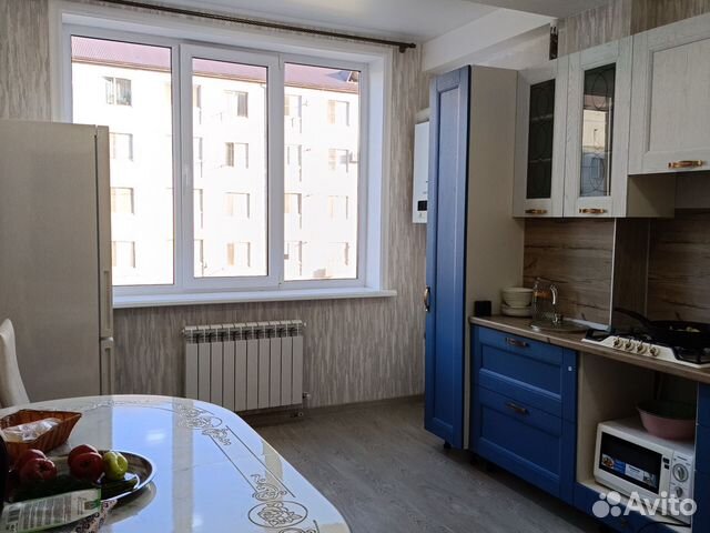 

1-к. квартира, 37 м², 3/9 эт.