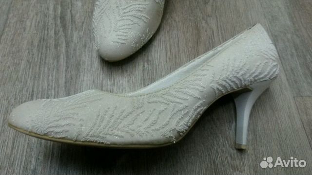 Туфли свадебные цвета айвори с блестками из натура