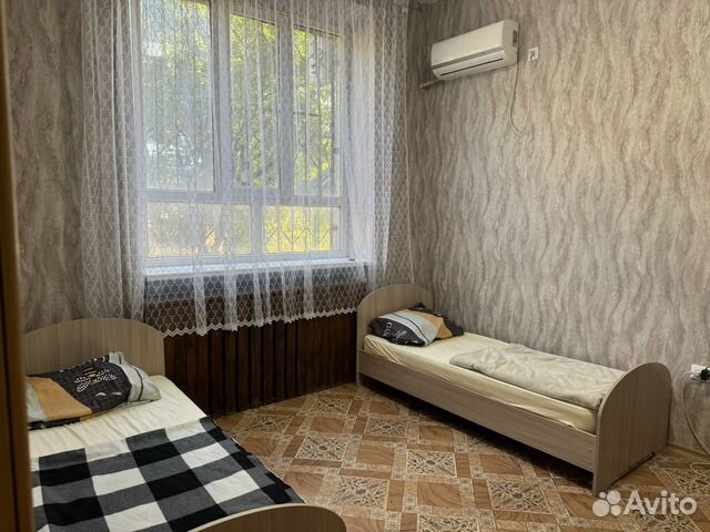 

1-к. квартира, 27 м², 2 кровати