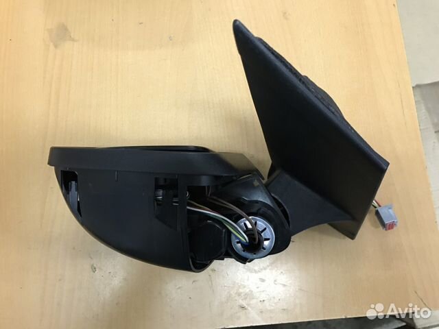 Зеркало правое Ford Focus 2 2008-2011 Зеркало правое Ford Focus 2 2008-2011