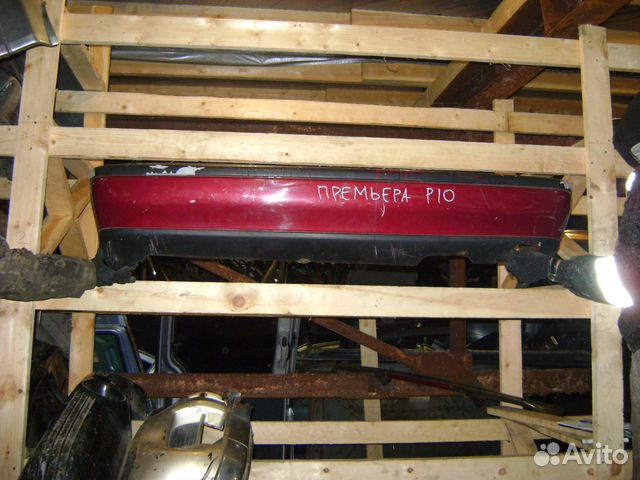 Бампер задний Ниссан Премьера Р10 бордовый