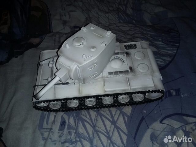 Радиоуправляемый танк