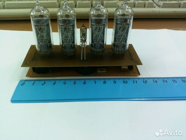 Часы на индикаторных лампах ин-14