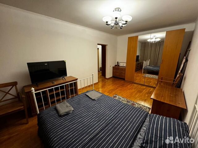 

1-к. квартира, 42 м², 1 кровать