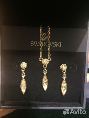 Swarovski оригинал. Комплект: колье+серьги Swarovski оригинал. Комплект: колье+серьги
