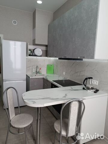 

1-к. квартира, 37 м², 1/9 эт.