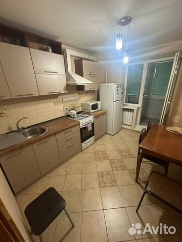 

1-к. квартира, 40 м², 9/10 эт.