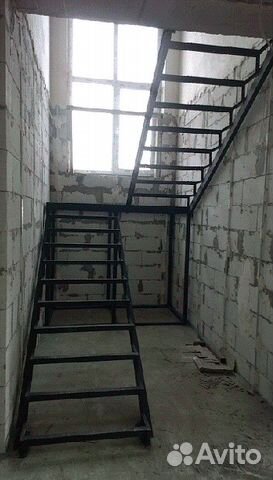 Лестница металлический каркас П-180гр