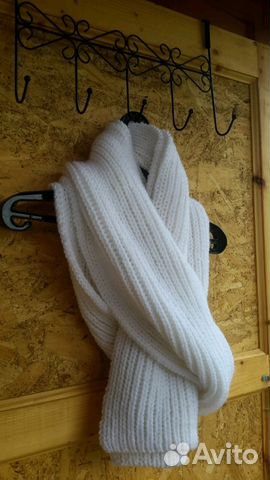 Белый длинный шарф (ручная работа)