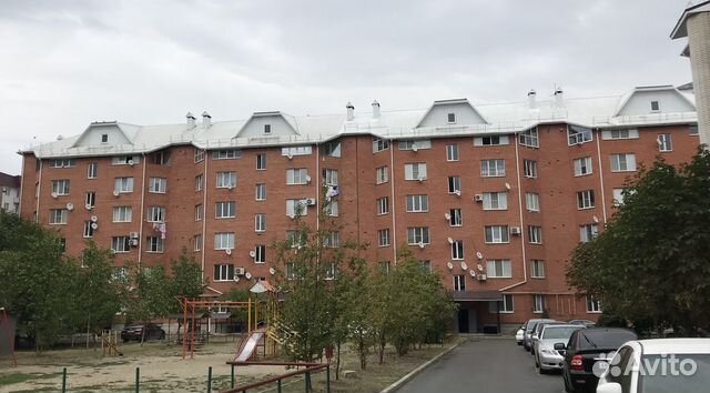 3-к квартира, 100 м², 3/6 эт.