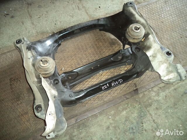 Подрамник передний Mercedes W221 W216