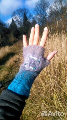 Валяные митенки с кианитами и говлитами. Hand made Валяные митенки с кианитами и говлитами. Hand made