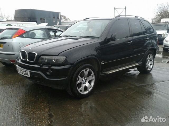 В разборе BMW X5 E53 2003