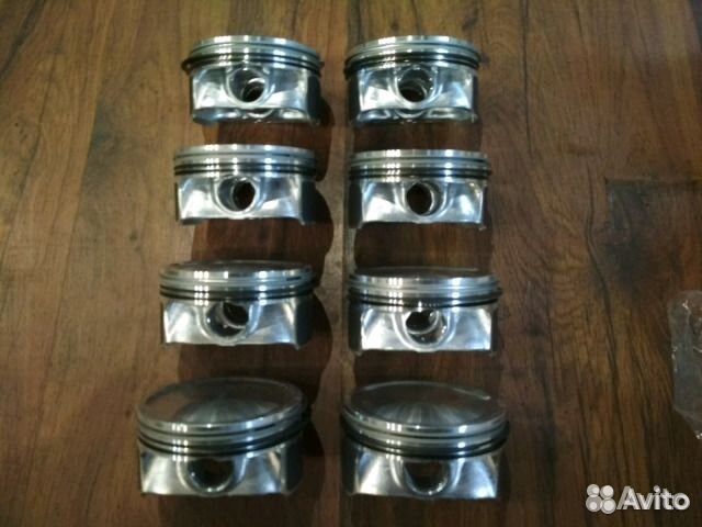 Поршень с кольцами Range Rover 5.0 Поршень с кольцами Range Rover 5.0