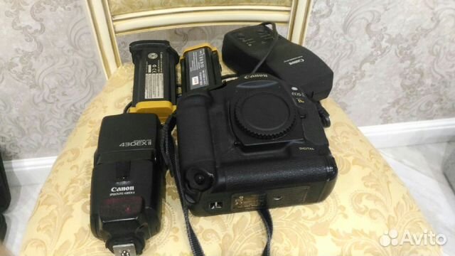 Зеркальный фотоаппарат Canon EOS 1Ds Body