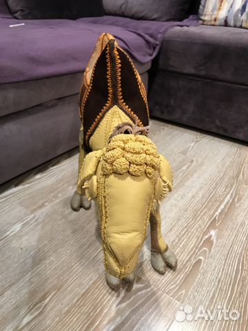 Верблюд из кожи. Без бирки.Даренный