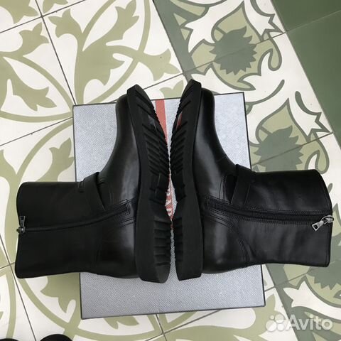 Prada новые оригинальные полусапожки 36р Prada новые оригинальные полусапожки 36р