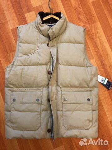 Жилет-безрукавка Tommy Hilfiger новый Жилет-безрукавка Tommy Hilfiger новый