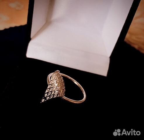 Серебряное кольцо с фианитами