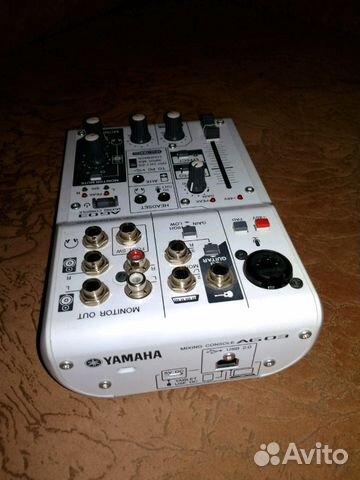 Внешняя звуковая карта yamaxa AG03