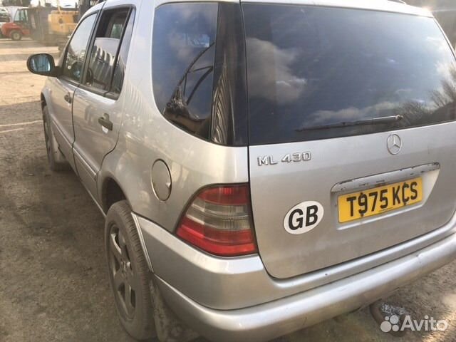 Дверь капот фара бампер Mercedes ML W163 Дверь капот фара бампер Mercedes ML W163