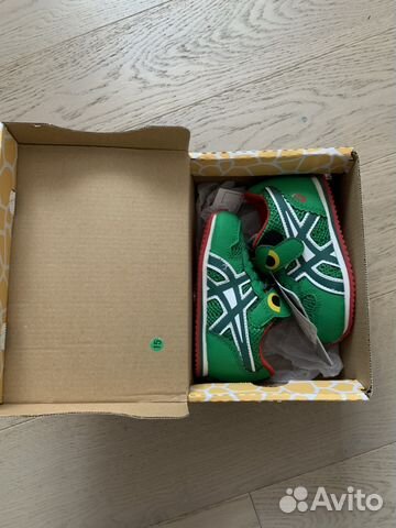 Кроссовки Asics новые
