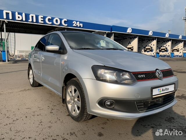 Volkswagen Polo 1.6 AT, 2011, 100 500 км