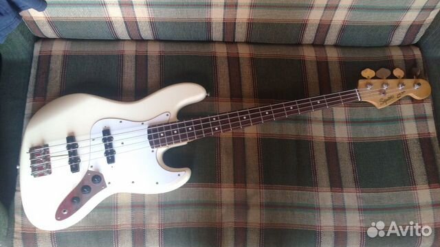 Squier jazz bass 1986