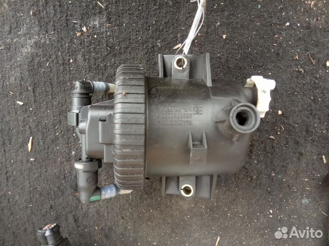 Корпус топливного фильтра Ситроен берлинго 2.0 Корпус топливного фильтра Ситроен берлинго 2.0