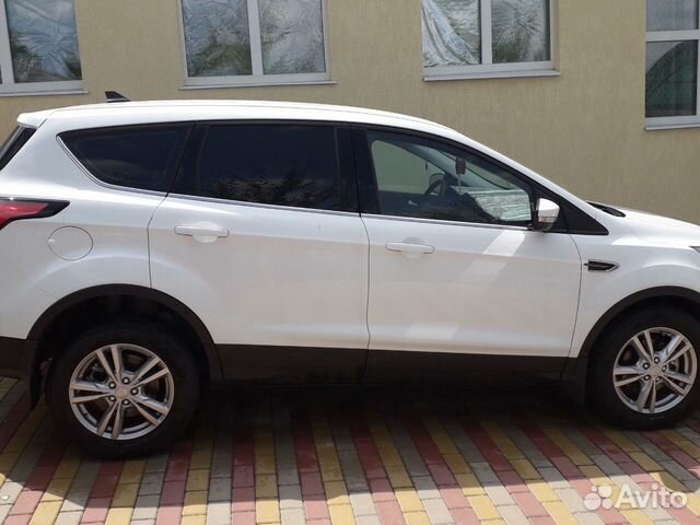 Ford Kuga 2.5 AT, 2018, 4 900 км