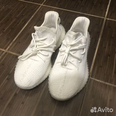 Adidas Yeezy 350 v2 Triple White Adidas Yeezy 350 v2 Triple White