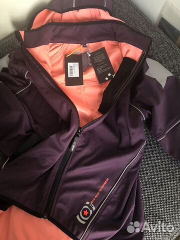 Новая куртка Softshell Molo 164р Новая куртка Softshell Molo 164р