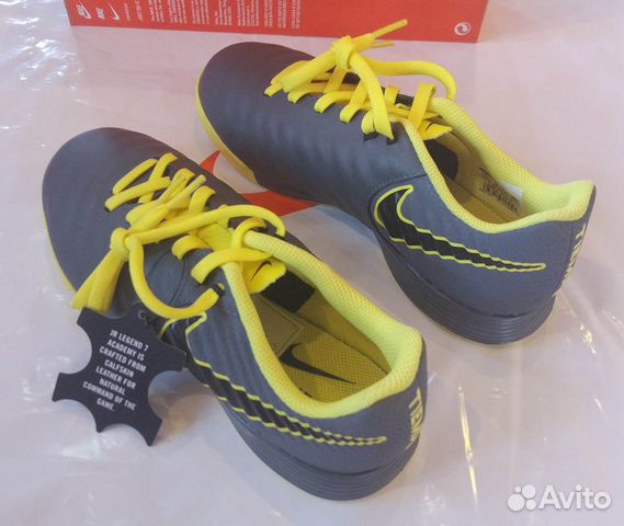 Новые детские футзалки Nike Tiempo 35 размер Новые детские футзалки Nike Tiempo 35 размер